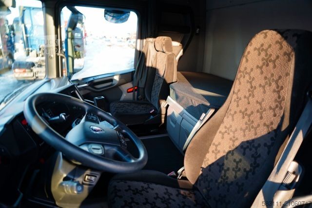 Standard tractor unit SCANIA R 450 / PE?NY ADR / RETARDER / I-PARK COOL / ALU