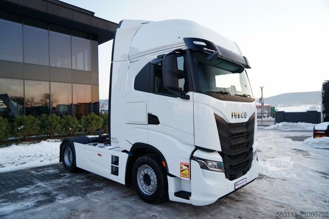 Standard tractor unit IVECO S-WAY / 530 / RETARDER / I-PARK COOL / 