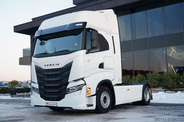 Standard tractor unit IVECO S-WAY / 530 / RETARDER / I-PARK COOL / 