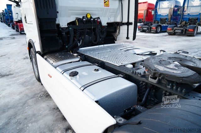 Standard tractor unit IVECO S-WAY / 530 / RETARDER / I-PARK COOL / 