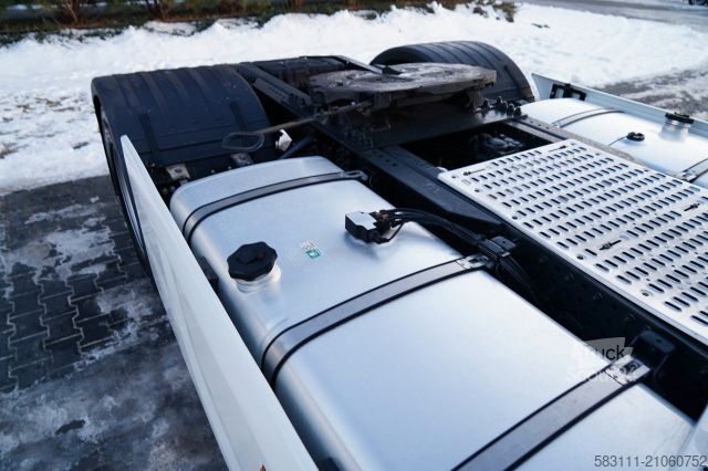 Standard tractor unit IVECO S-WAY / 530 / RETARDER / I-PARK COOL / 