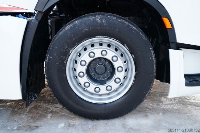 Standard tractor unit IVECO S-WAY / 530 / RETARDER / I-PARK COOL / 