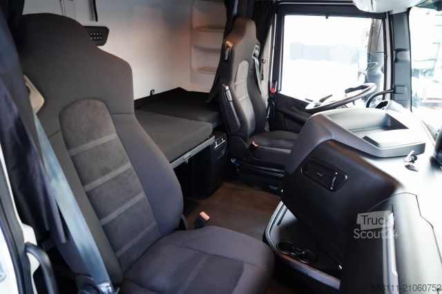 Standard tractor unit IVECO S-WAY / 530 / RETARDER / I-PARK COOL / 