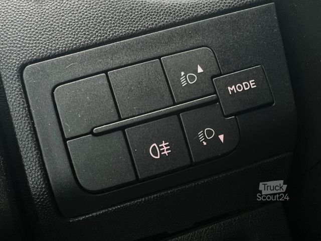 Furgone ribaltabile CITROEN Jumper 2.2 Hdi Doppelkabine Dreiseitenkipper Ahk