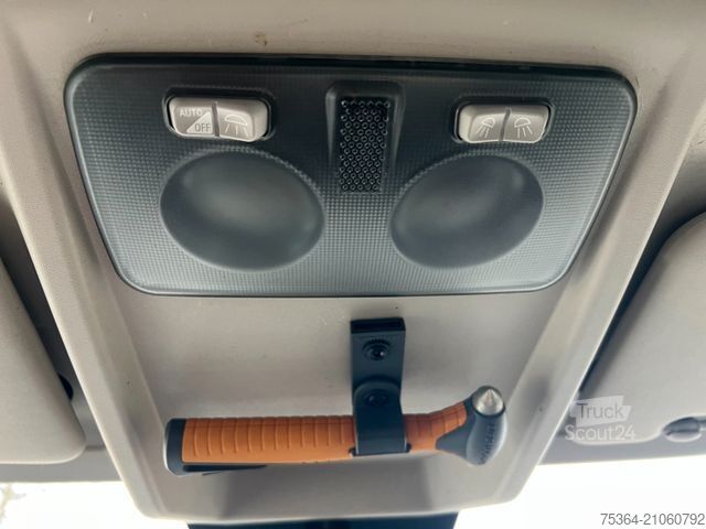 Furgone ribaltabile CITROEN Jumper 2.2 Hdi Doppelkabine Dreiseitenkipper Ahk