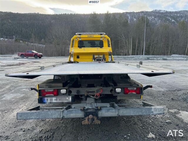 Bergungsfahrzeug Iveco 70C18 Recovery truck w/ Isoli superconstruction