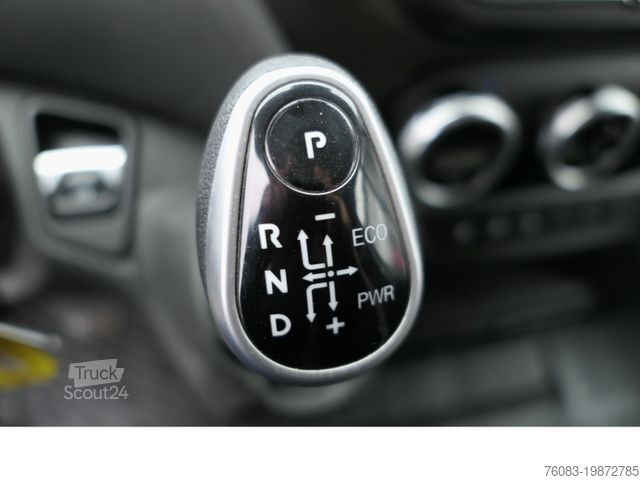 Magas tetős furgon IVECO Daily35-160 Maxi Hi-Matik Klima Kamera Navi