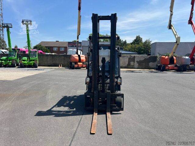 Heftruck Linde E30L-01 side-shift 6.62m heating (1846)