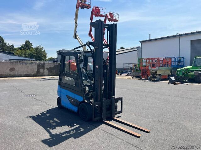 Heftruck Linde E30L-01 side-shift 6.62m heating (1846)
