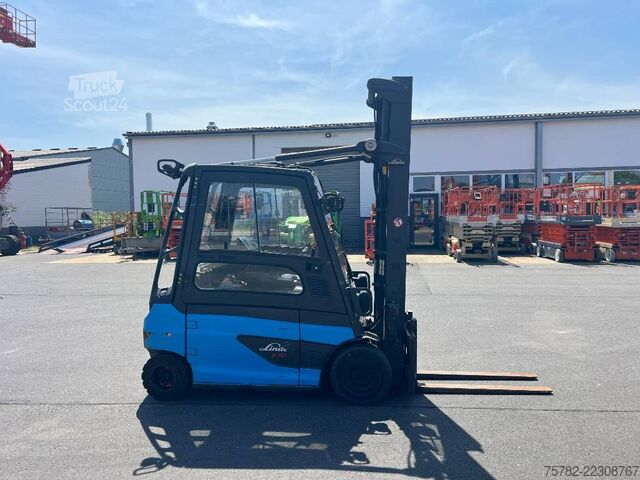 Heftruck Linde E30L-01 side-shift 6.62m heating (1846)