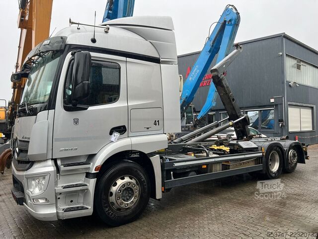 Система крюкових кронштейнів Mercedes-Benz Actros 2543