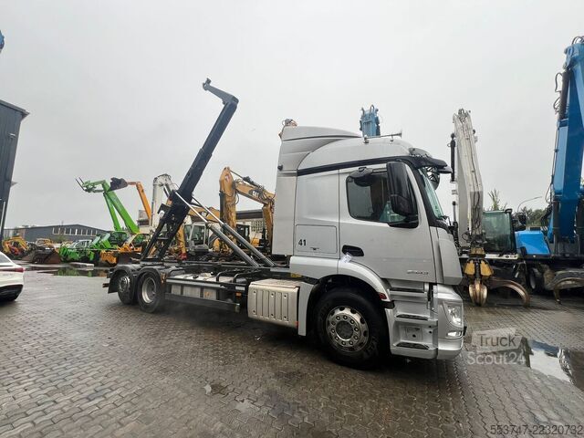 Система крюкових кронштейнів Mercedes-Benz Actros 2543