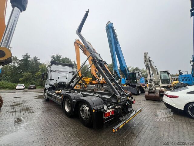 Система крюкових кронштейнів Mercedes-Benz Actros 2543