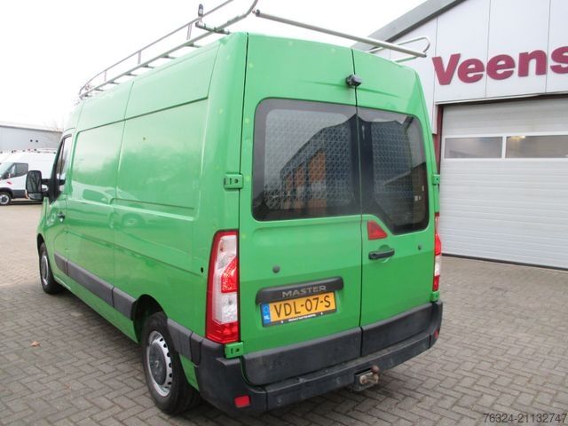 High top van RENAULT Master 2.3DCI Klima Navi Kamara Netto ¤7450,=