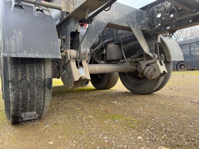 Tipper semitrailer SCHMITZ CARGOBULL SKI 24, Alukastenmulde