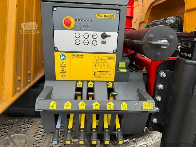 Kipper LKW MERCEDES-BENZ AROCS 1843 4x2 Kipper Kran Palfinger PK12.501