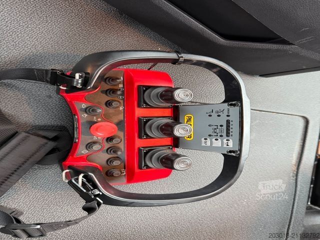 Autokran MERCEDES-BENZ AROCS 1843 4x2 Kipper Kran Palfinger PK12.501