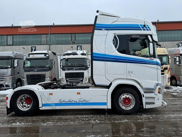 Standard tractor unit SCANIA R 500 * RETARDER * STANDKLIMA * ALCOA * LEDER *