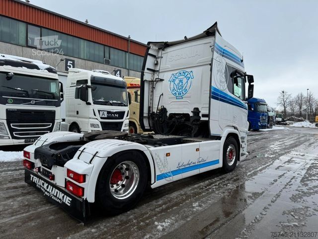 Standard tractor unit SCANIA R 500 * RETARDER * STANDKLIMA * ALCOA * LEDER *