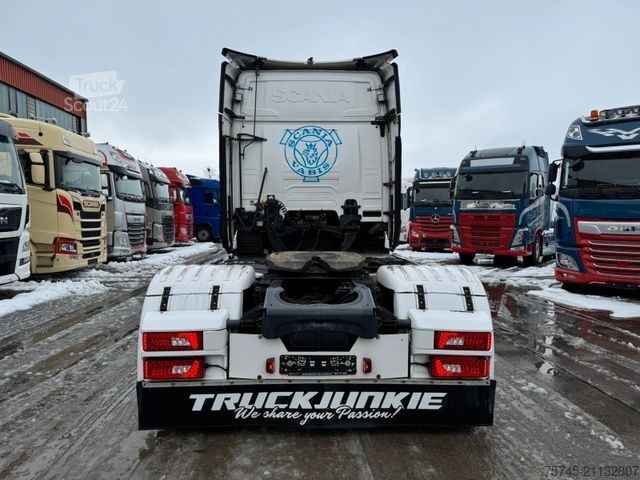 Standard tractor unit SCANIA R 500 * RETARDER * STANDKLIMA * ALCOA * LEDER *