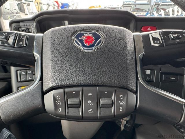 Standard tractor unit SCANIA R 500 * RETARDER * STANDKLIMA * ALCOA * LEDER *