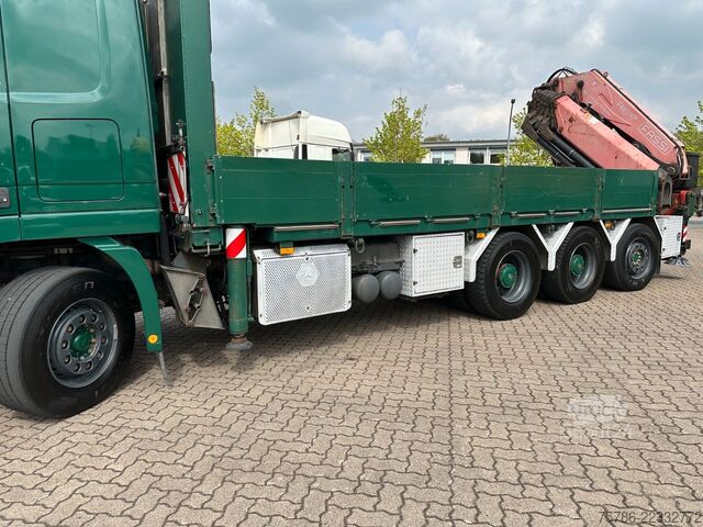 Kravas automašīnai uzstādīts celtnis MERCEDES-BENZ Actros 3251 L/ V8/ Fassi F 660 AXP.25/ 16m=3.1t