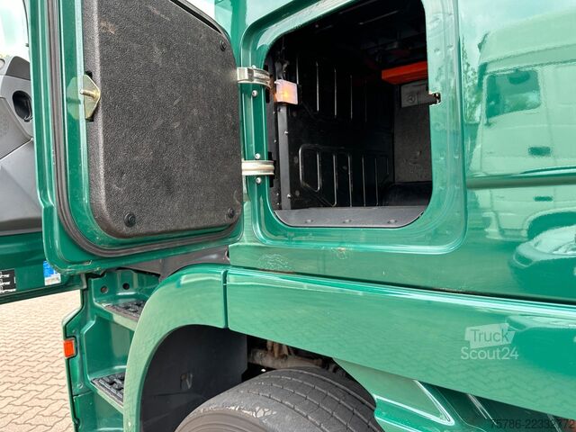 Kravas automašīnai uzstādīts celtnis MERCEDES-BENZ Actros 3251 L/ V8/ Fassi F 660 AXP.25/ 16m=3.1t