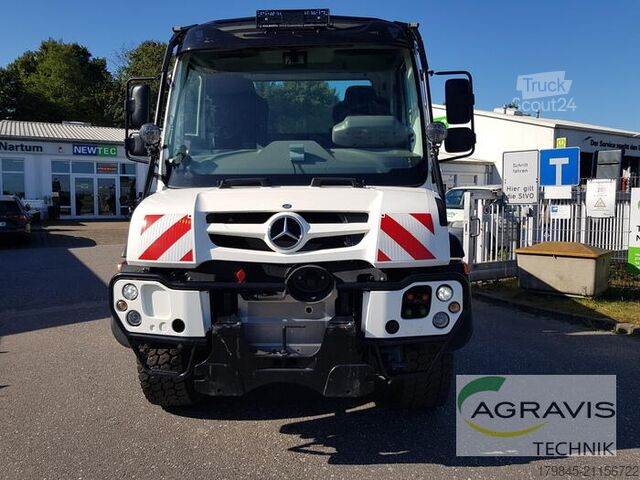 Autocamion cu destinație specială Daimler Benz UNIMOG