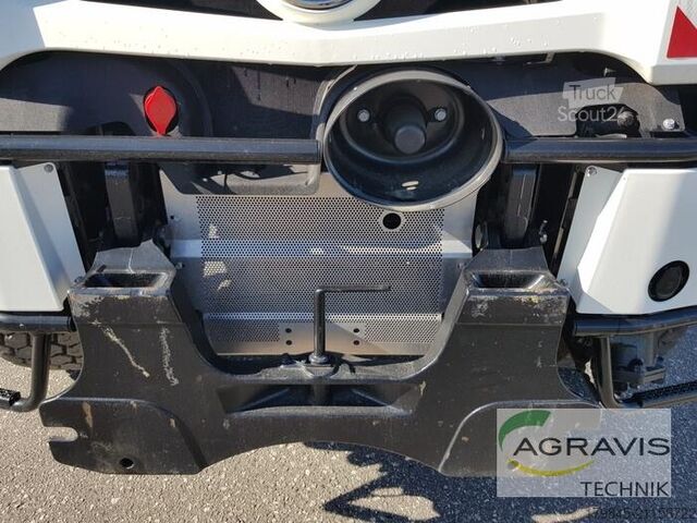 Autocamion cu destinație specială Daimler Benz UNIMOG