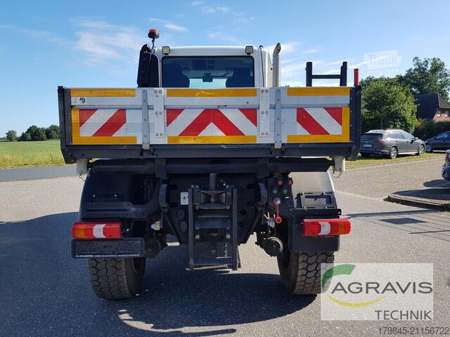 Autocamion cu destinație specială Daimler Benz UNIMOG