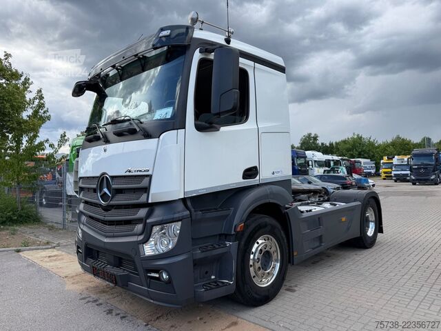 Camião de materiais perigosos MERCEDES-BENZ Actros 1853 LS/Retarder/Hydraulik/ADR GEFAHRGUT
