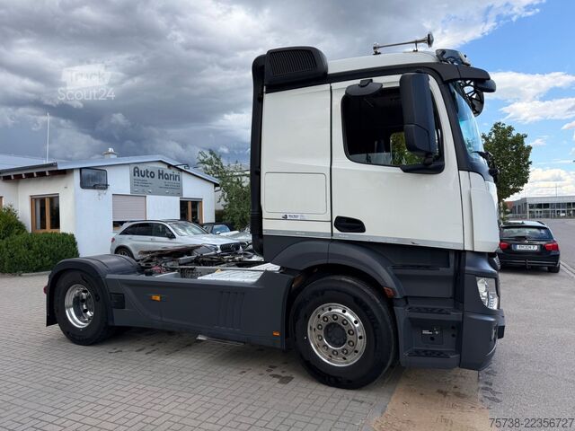 Camião de materiais perigosos MERCEDES-BENZ Actros 1853 LS/Retarder/Hydraulik/ADR GEFAHRGUT