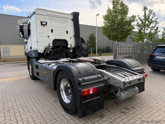Camião de materiais perigosos MERCEDES-BENZ Actros 1853 LS/Retarder/Hydraulik/ADR GEFAHRGUT