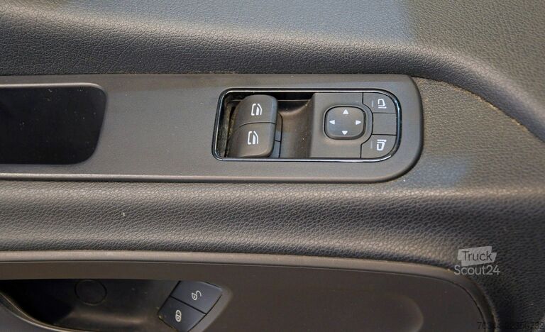 Pick-up bestelwagen MERCEDES-BENZ Sprinter 215 315 CDI Doka Pritsche Klima #269