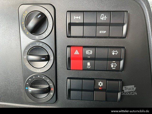 Transporter Fahrgestell MERCEDES-BENZ Atego 818 L Pritsche 6,20m*Klima*nur 55TKM!*TOP!