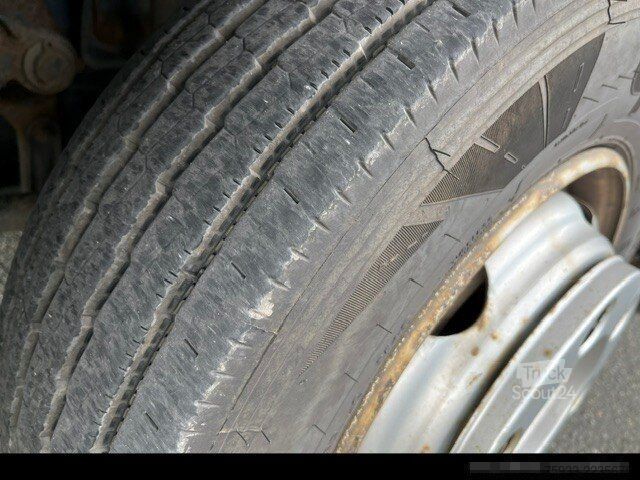 Transporter Fahrgestell MERCEDES-BENZ Atego 818 L Pritsche 6,20m*Klima*nur 55TKM!*TOP!