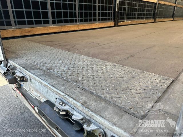 Brandalı açık yarı römork Schmitz Cargobull Semitrailer Curtainsider Standard Hayon