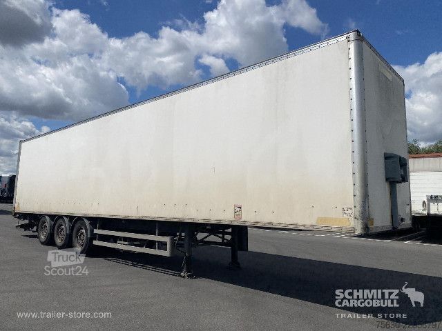 Skříňový návěs Fruehauf Semitrailer Dryfreight Standard