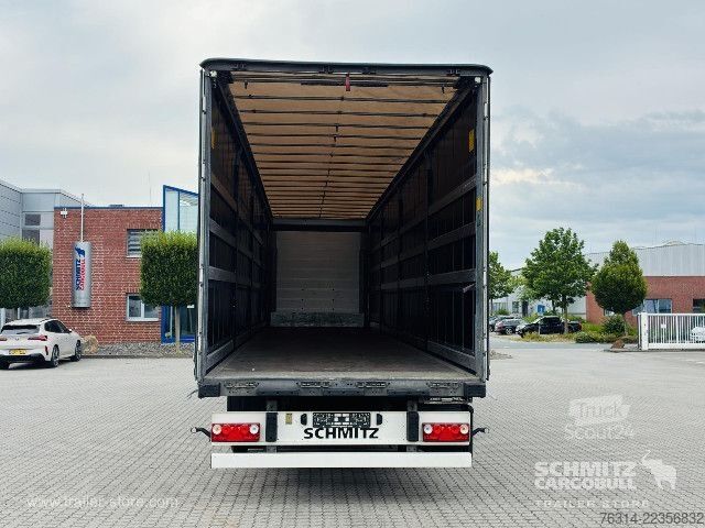 Открытый полуприцеп с тентом Schmitz Cargobull Curtainsider Standard Getränke