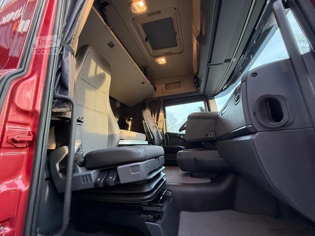 Estándar-SZM Scania R410 Highline 2 tanks  NL Truck