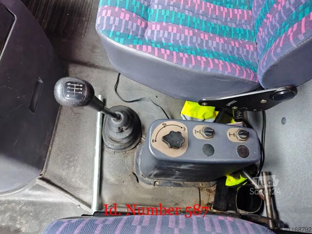 Camión de bomberos Mercedes-Benz 814 DA 4x4 Manual Gerbox Service books!