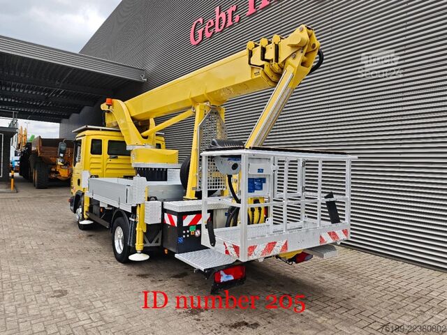  MAN TGL 8.220 4x2 Palfinger P300KS