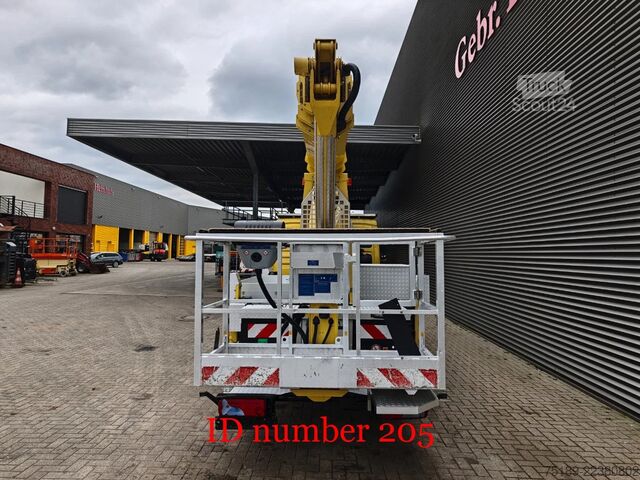  MAN TGL 8.220 4x2 Palfinger P300KS