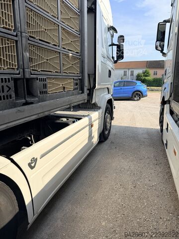 وحدة جرار قياسية SCANIA R 520