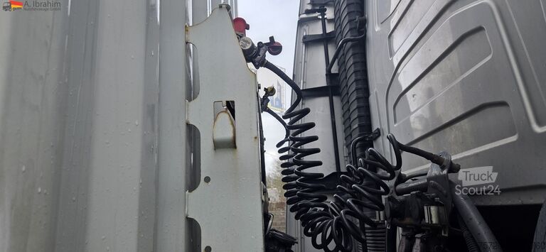 Brandalı açık yarı römork Krone SD Standard mit Bordwänden Liftachse