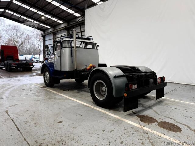 Standaard-SZM Volvo L 485 Oldtimer