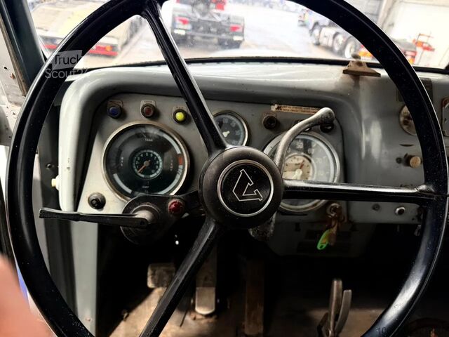 Standaard-SZM Volvo L 485 Oldtimer