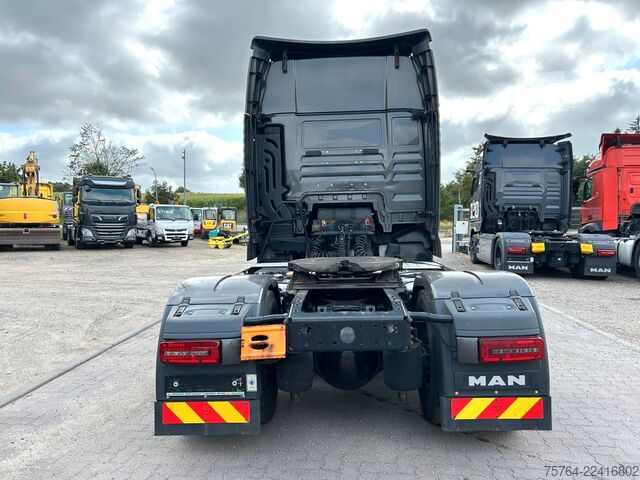 Tracteur routier standard MAN TGX 18.520 mit 2-Kreis-Hydraulik / XXL-Haus