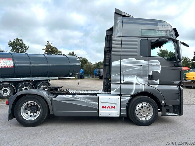 Tracteur routier standard MAN TGX 18.520 mit 2-Kreis-Hydraulik / XXL-Haus