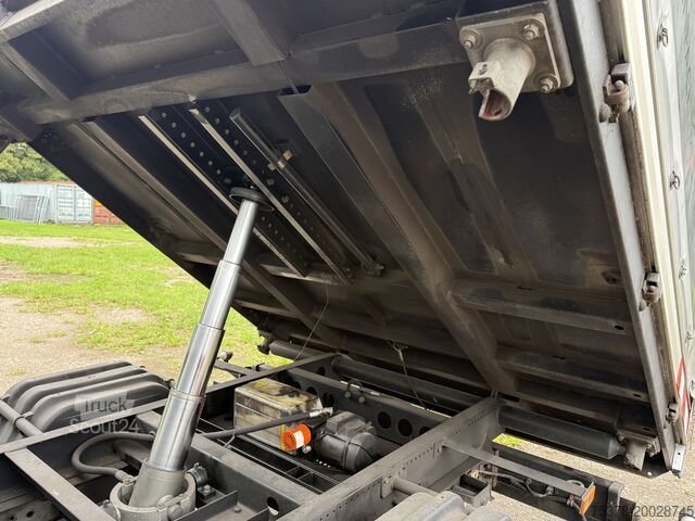 Camionnette avec benne Ford Transit Dreiseitenkipper aus 1.Hand